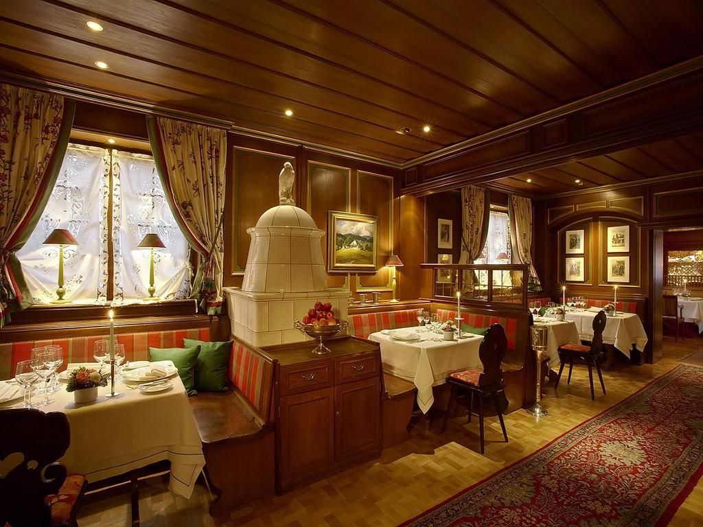 โรงแรมโคลอมบี ไฟรบวร์กอิมไบรส์เกา ภายนอก รูปภาพ Restaurant "Schäferhof"